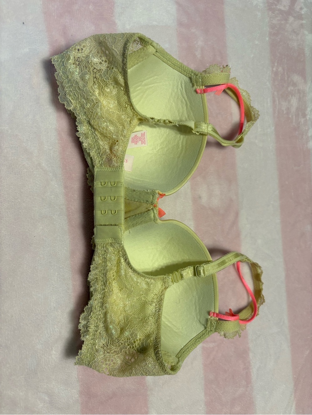 Victoria's Secret Dream Angels Demi - Picture 3 of 6